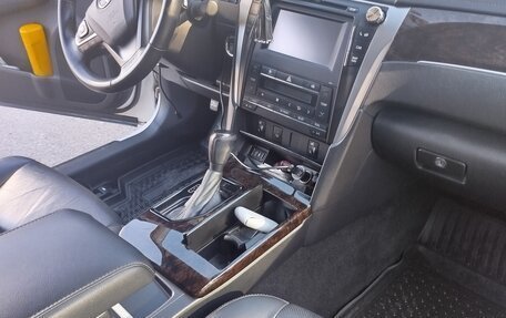 Toyota Camry, 2017 год, 2 350 000 рублей, 7 фотография