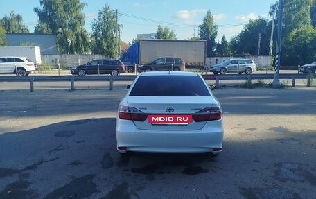 Toyota Camry, 2017 год, 2 350 000 рублей, 15 фотография