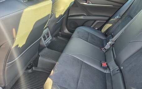 Toyota Camry, 2026 год, 4 100 000 рублей, 16 фотография