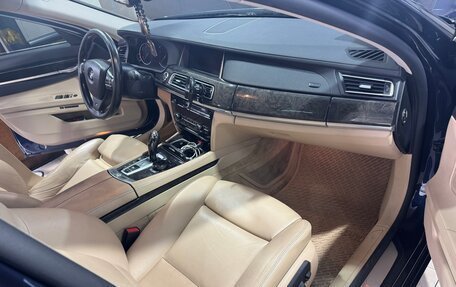 BMW 7 серия, 2014 год, 1 990 000 рублей, 7 фотография