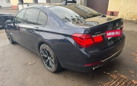 BMW 7 серия, 2014 год, 1 990 000 рублей, 2 фотография