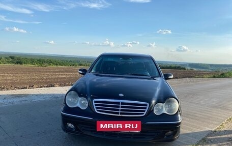 Mercedes-Benz C-Класс, 2005 год, 649 000 рублей, 19 фотография
