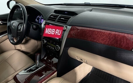Toyota Camry, 2013 год, 1 630 000 рублей, 9 фотография