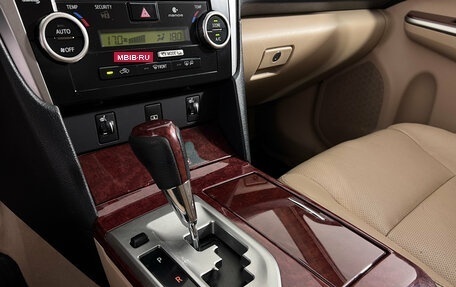 Toyota Camry, 2013 год, 1 630 000 рублей, 14 фотография