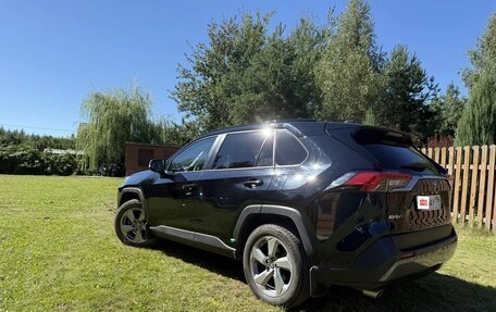 Toyota RAV4, 2020 год, 3 110 000 рублей, 5 фотография