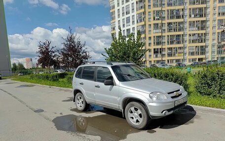 Chevrolet Niva I рестайлинг, 2012 год, 350 000 рублей, 9 фотография