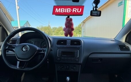 Volkswagen Polo VI (EU Market), 2017 год, 1 100 000 рублей, 9 фотография
