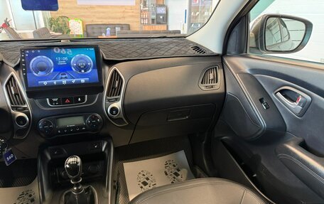 Hyundai ix35 I рестайлинг, 2010 год, 1 199 000 рублей, 15 фотография