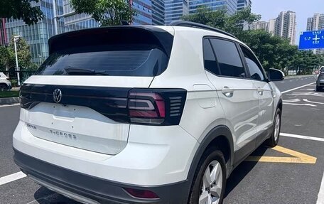 Volkswagen T-Cross I, 2023 год, 1 770 000 рублей, 5 фотография