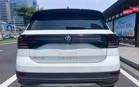 Volkswagen T-Cross I, 2023 год, 1 770 000 рублей, 6 фотография