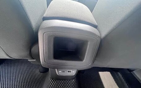 Volkswagen T-Cross I, 2023 год, 1 770 000 рублей, 10 фотография