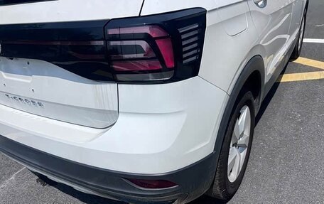 Volkswagen T-Cross I, 2023 год, 1 770 000 рублей, 19 фотография