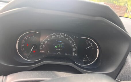 Toyota RAV4, 2021 год, 3 900 000 рублей, 6 фотография