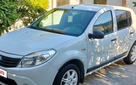 Renault Sandero I, 2012 год, 505 000 рублей, 2 фотография