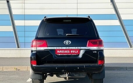 Toyota Land Cruiser 200, 2018 год, 6 215 000 рублей, 6 фотография