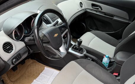 Chevrolet Cruze II, 2013 год, 950 000 рублей, 5 фотография