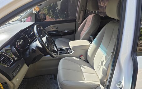 KIA Carnival III, 2018 год, 3 050 000 рублей, 18 фотография