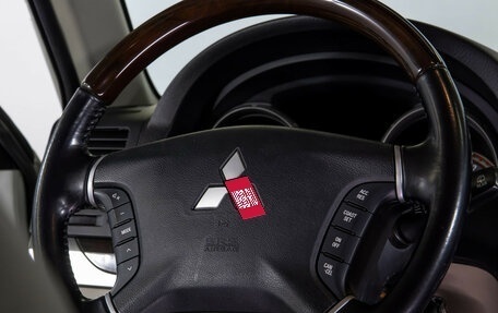 Mitsubishi Pajero IV, 2019 год, 3 448 000 рублей, 11 фотография