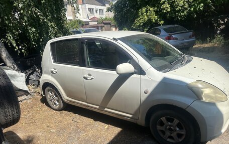 Toyota Passo III, 2004 год, 300 000 рублей, 1 фотография