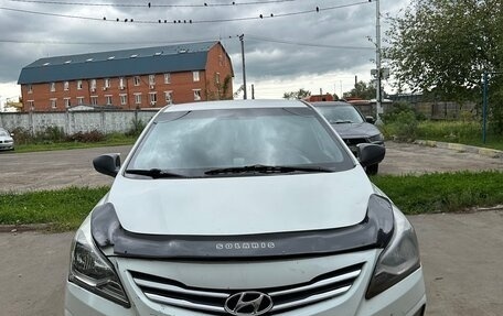 Hyundai Solaris II рестайлинг, 2015 год, 390 000 рублей, 3 фотография