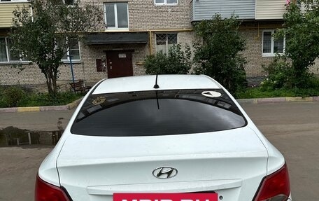 Hyundai Solaris II рестайлинг, 2015 год, 390 000 рублей, 7 фотография