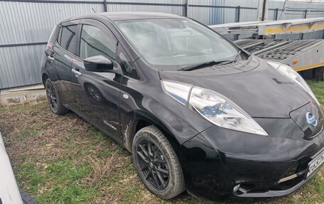 Nissan Leaf I, 2016 год, 750 000 рублей, 10 фотография
