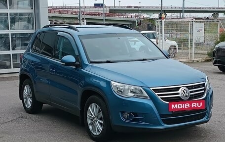 Volkswagen Tiguan I, 2011 год, 1 095 000 рублей, 3 фотография