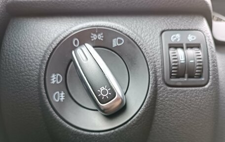 Volkswagen Tiguan I, 2011 год, 1 095 000 рублей, 21 фотография