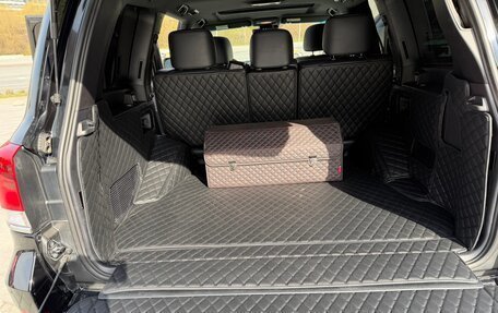 Toyota Land Cruiser 200, 2017 год, 9 850 000 рублей, 8 фотография