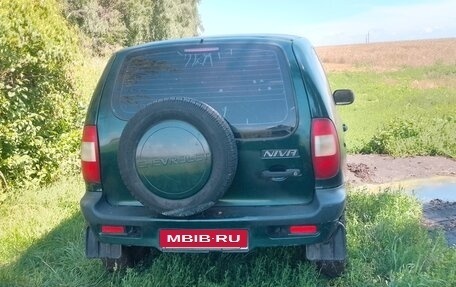 Chevrolet Niva I рестайлинг, 2005 год, 250 000 рублей, 2 фотография