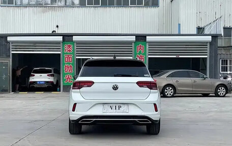 Volkswagen T-Roc I, 2022 год, 1 790 000 рублей, 5 фотография