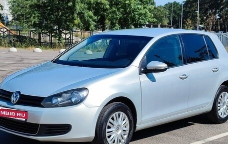 Volkswagen Golf VI, 2010 год, 635 000 рублей, 2 фотография