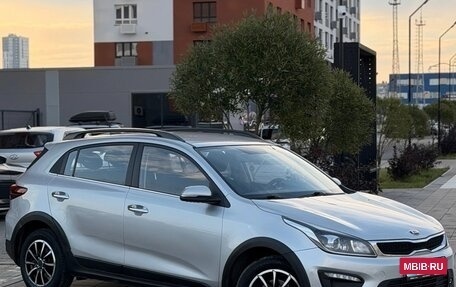 KIA Rio IV, 2018 год, 1 040 000 рублей, 2 фотография