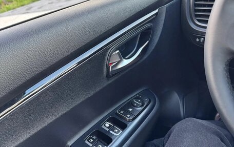 KIA Rio IV, 2018 год, 1 040 000 рублей, 15 фотография