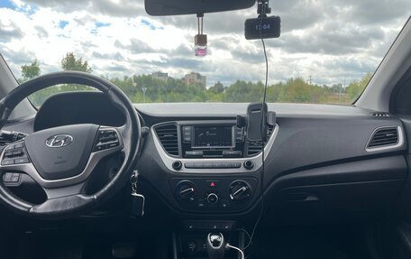 Hyundai Solaris II рестайлинг, 2018 год, 1 550 000 рублей, 15 фотография