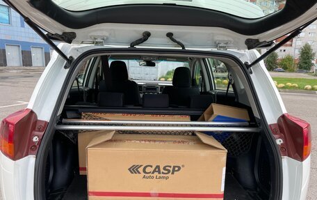 Toyota RAV4, 2013 год, 1 420 000 рублей, 27 фотография