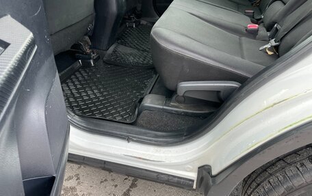 Toyota RAV4, 2013 год, 1 420 000 рублей, 34 фотография