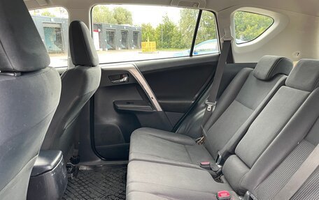 Toyota RAV4, 2013 год, 1 420 000 рублей, 33 фотография
