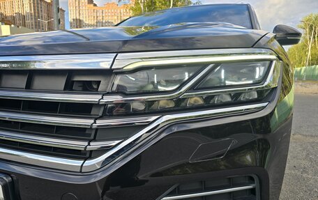 Volkswagen Touareg III, 2020 год, 5 860 000 рублей, 2 фотография