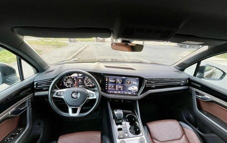 Volkswagen Touareg III, 2020 год, 5 860 000 рублей, 13 фотография