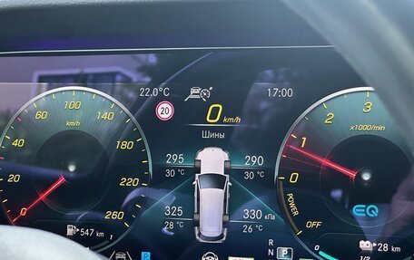 Mercedes-Benz E-Класс, 2020 год, 4 100 000 рублей, 15 фотография