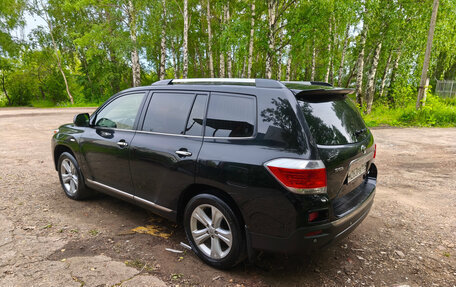 Toyota Highlander III, 2013 год, 2 370 000 рублей, 14 фотография