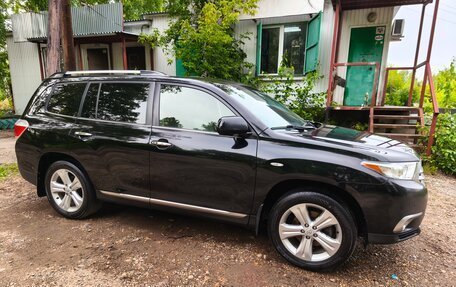 Toyota Highlander III, 2013 год, 2 370 000 рублей, 36 фотография