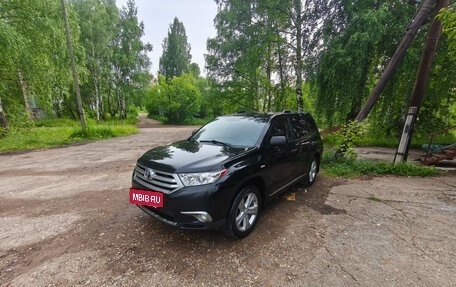 Toyota Highlander III, 2013 год, 2 370 000 рублей, 37 фотография