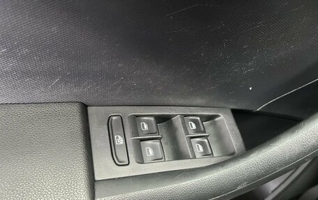 Skoda Rapid I, 2014 год, 830 000 рублей, 13 фотография