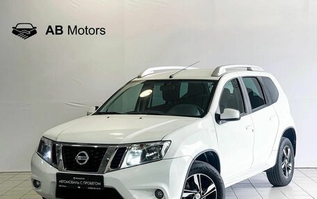 Nissan Terrano III, 2014 год, 930 000 рублей, 1 фотография