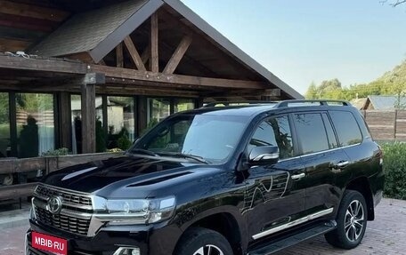 Toyota Land Cruiser 200, 2021 год, 9 700 000 рублей, 1 фотография