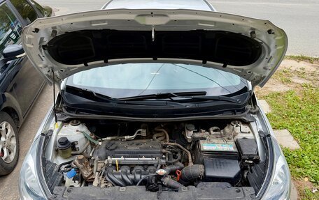 Hyundai Solaris II рестайлинг, 2013 год, 890 000 рублей, 11 фотография