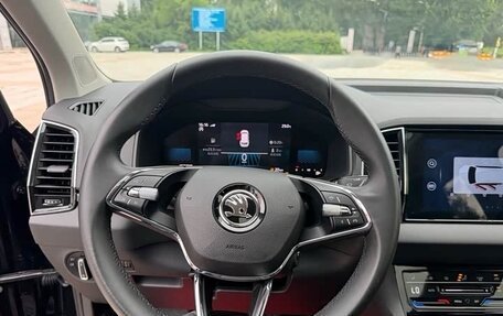 Skoda Karoq I, 2022 год, 2 430 000 рублей, 14 фотография