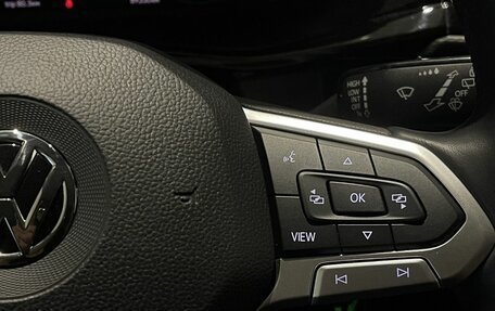 Volkswagen Multivan T6 рестайлинг, 2020 год, 5 350 000 рублей, 9 фотография